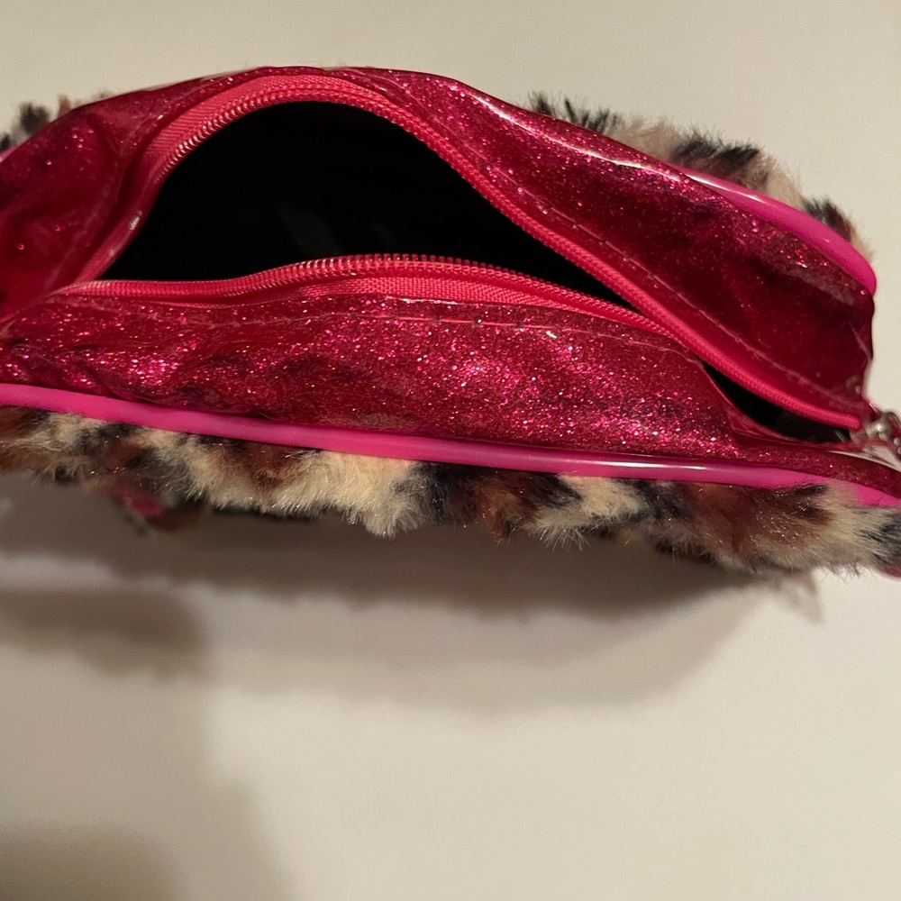 Make Up Bag Bundle Of 2- Leopard Print W/Hot Pink… - image 6